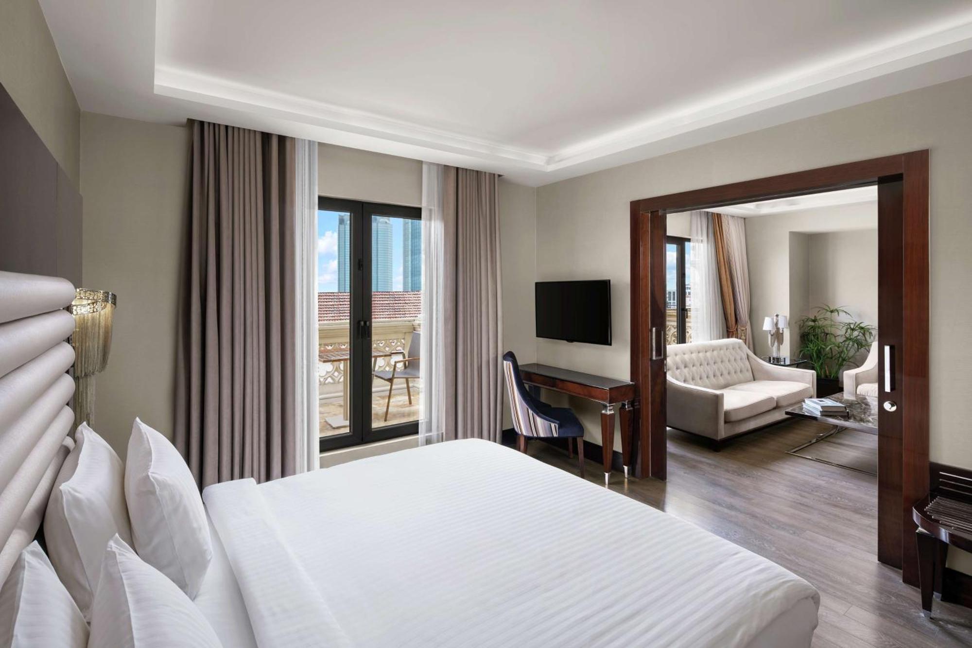 Doubletree By Hilton Istanbul Gayrettepe Hotell Exteriör bild