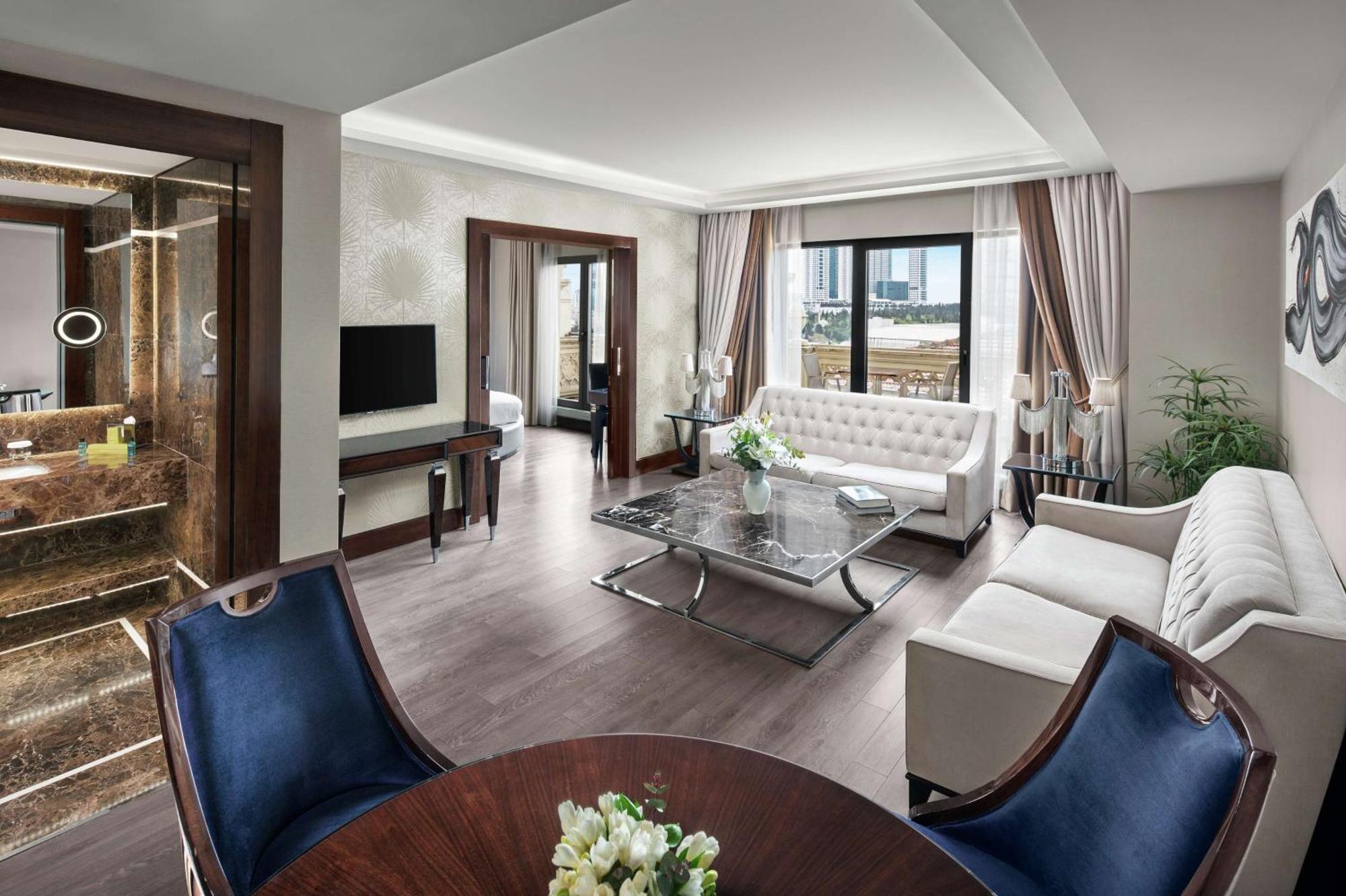 Doubletree By Hilton Istanbul Gayrettepe Hotell Exteriör bild